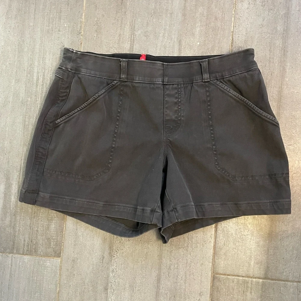 SPANX Black Stretch Twill Pull-On Jean Shorts - Picture 1 of 6